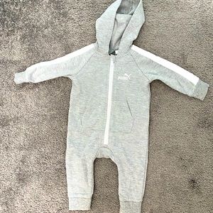 Puma jumpsuit for 0-3m old never used
